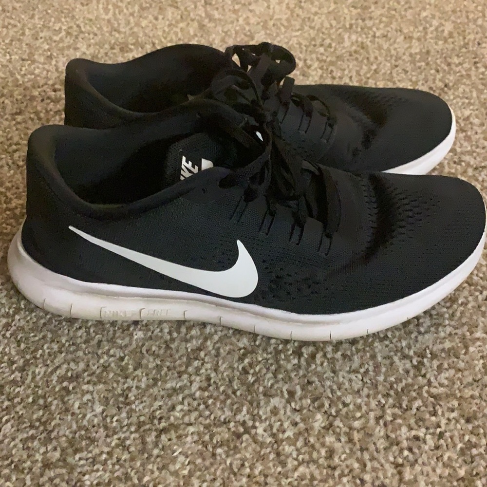 NIKE FREE RN sneakers
